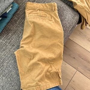 Old Navy boys khaki shorts
